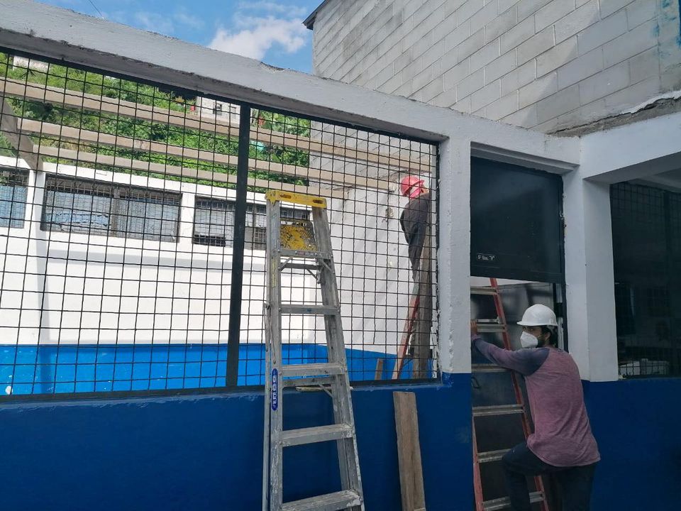 Inician construcción de nuevas aulas en Centro Escolar Sor Clara Quiroz